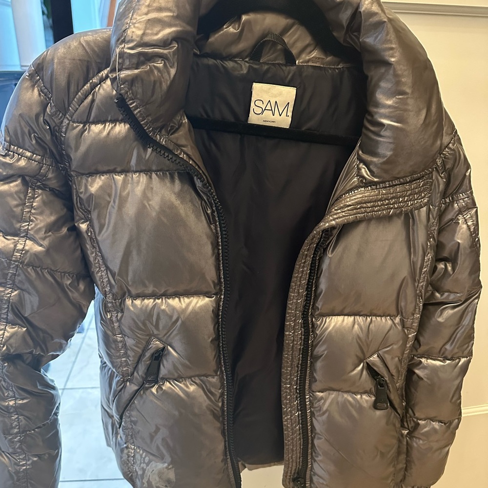 SAM short puffer size 12 silver